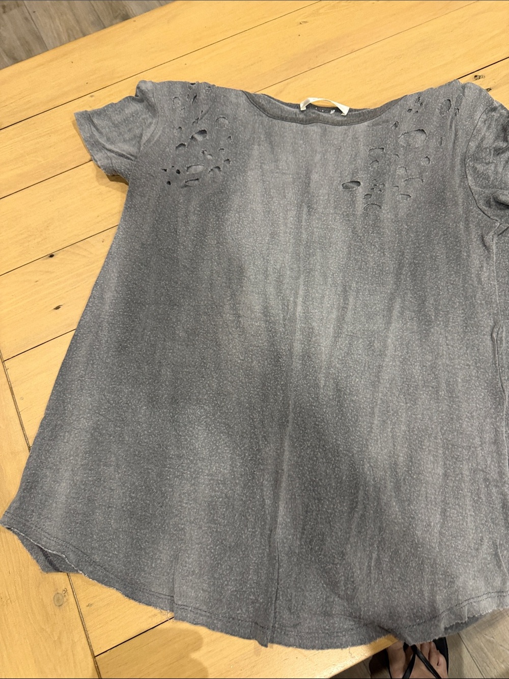 Women's Gray Distressed Short-Sleeve Top